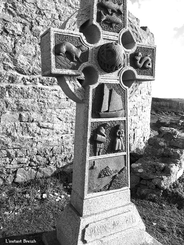 Croix celtique à la Pointe du Raz